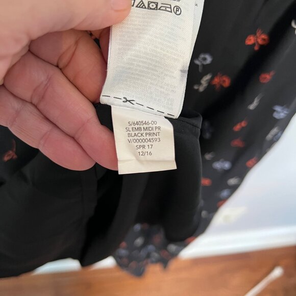 Gap Black Sleeveless Floral Maxi Dress Embroidered Vneck Wimsygoth Boho size Med - Picture 7 of 10